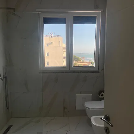 Beachside Apartament